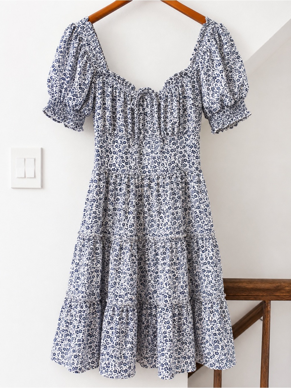 Trixxi Floral Smocked Puff Sleeve Dress – Size M